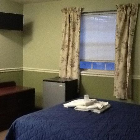 Brookside House Hotel Quincy Bagian luar foto