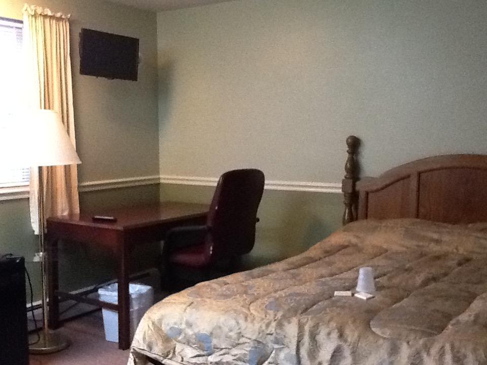 Brookside House Hotel Quincy Bagian luar foto